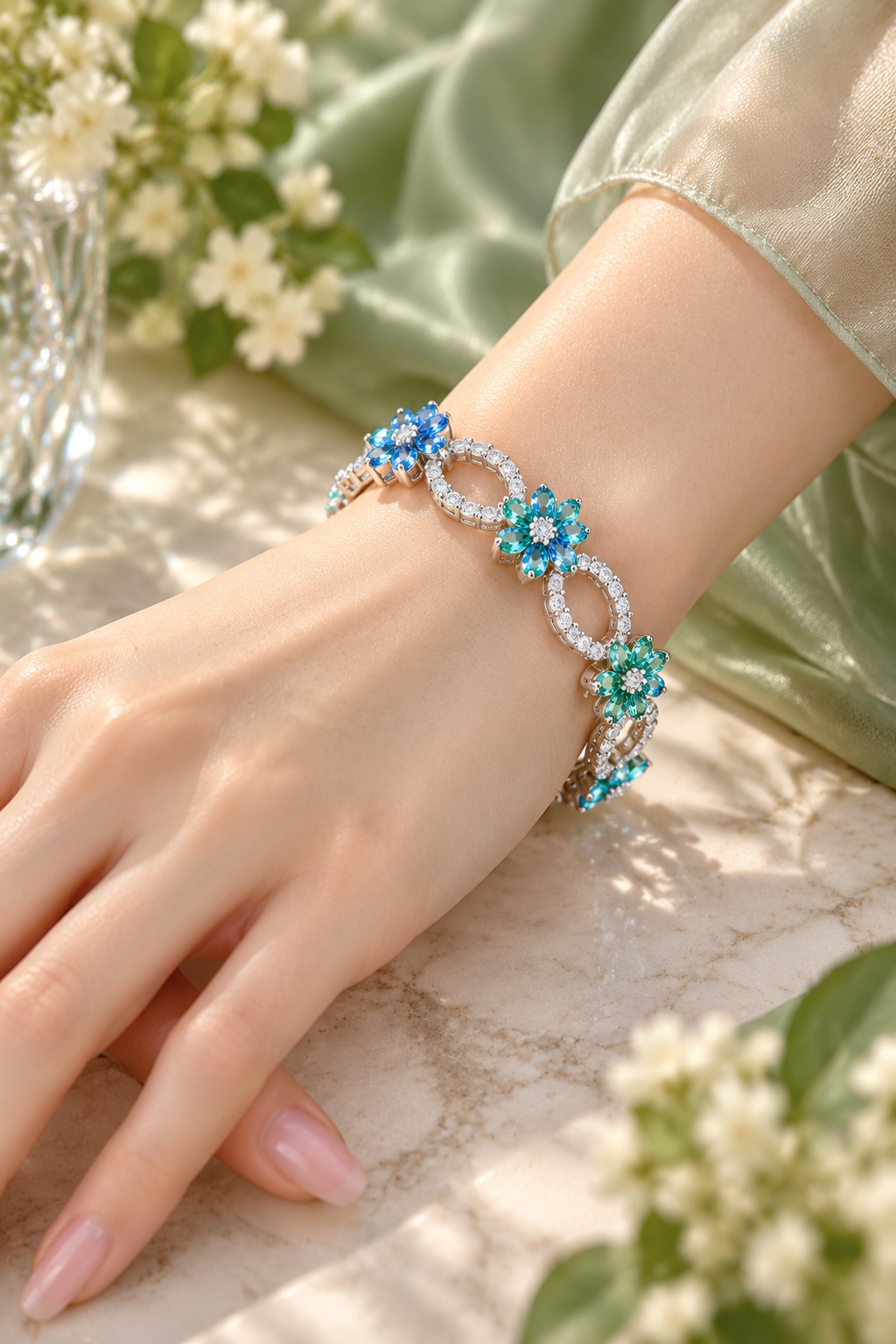 Tidal Loop Floral Bracelet